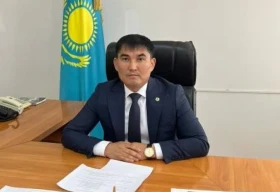«Душил и бил в кабинете» — акима судят после скандала с любовницей на западе Казахстана