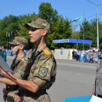 Оралда 200-ден астам жас сарбаз ант қабылдады