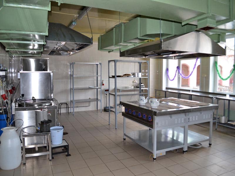 В Бразилии мужчина с топором напал на детсад: четверо детей погибли