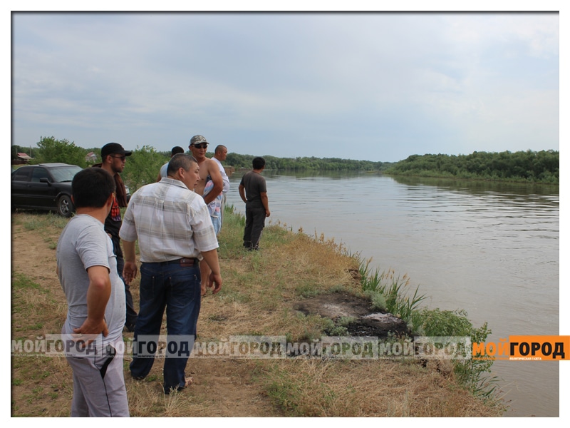 11-летний мальчик из Уральска просит отца вернуть ему пособие