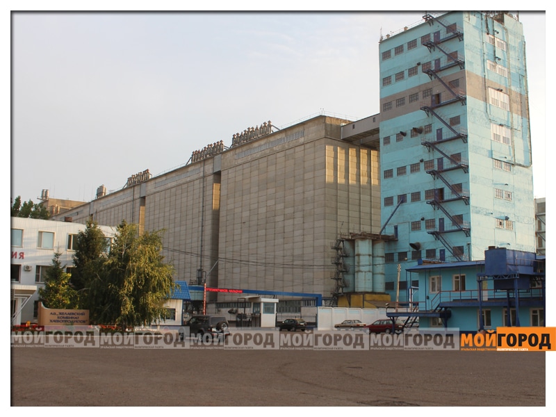 Крыша нового ЖК горит в Атырау