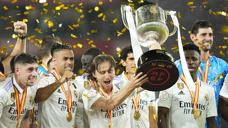 «Реал Мадрид» стал самым дорогим футбольным клубом планеты по версии Forbes