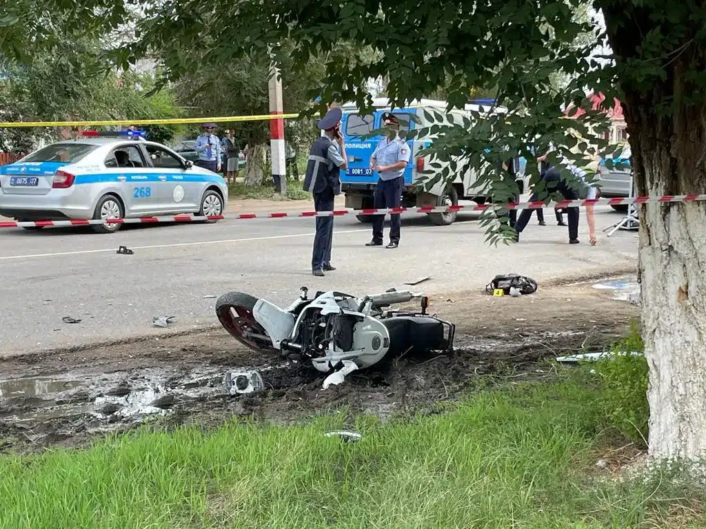 Две смертельные аварии произошли на одной улице в Уральске