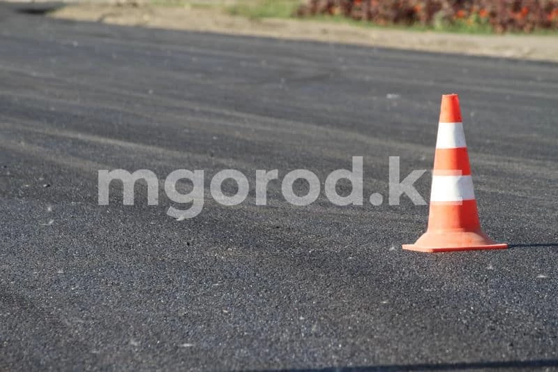 В Алматы открыли движение на мосту через реку Есентай