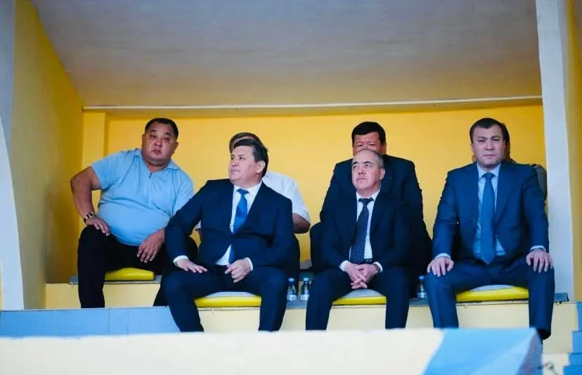 Фото акима ЗКО с судимым экс-главой облспорта объяснили в акимате