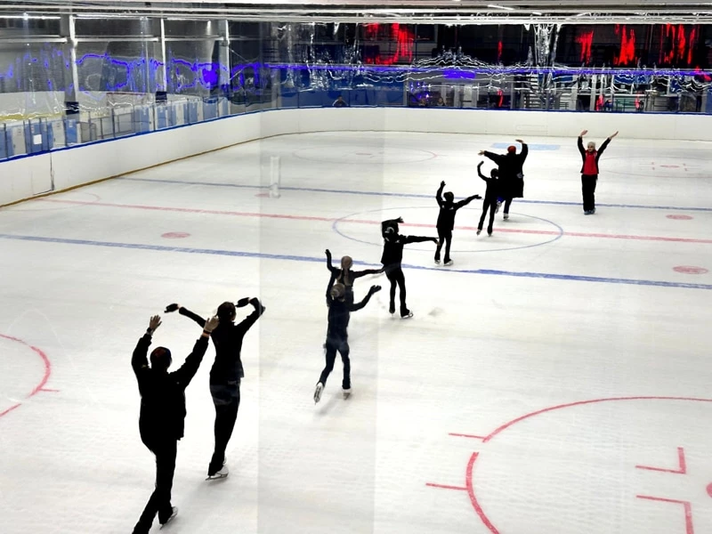 Ice House открывает школу фигурного катания