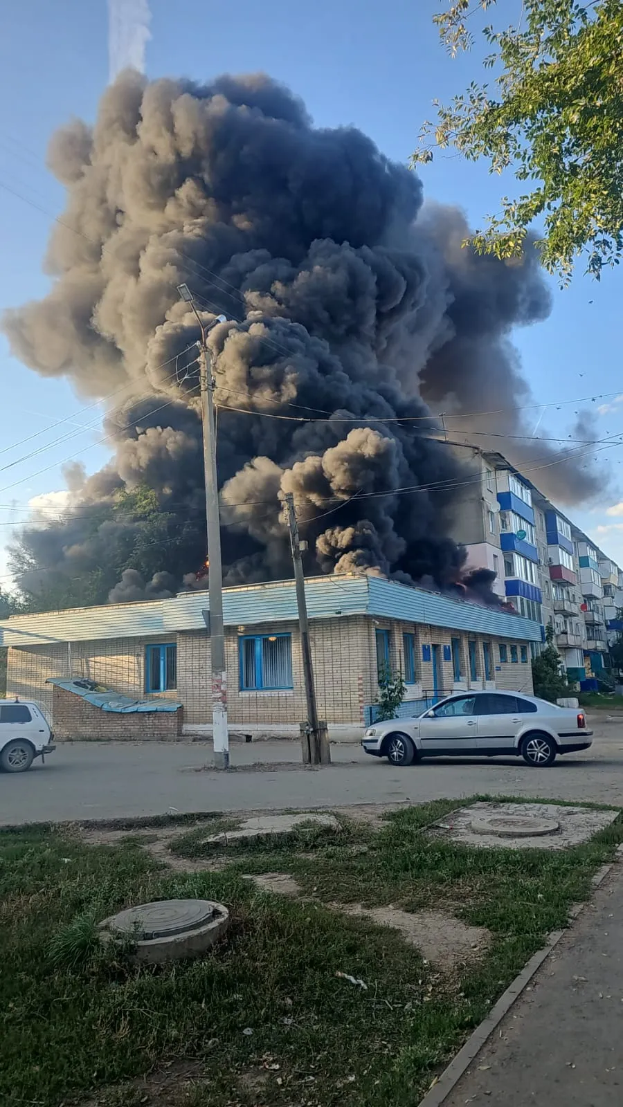 В детской школе искусств в Уральске загорелась кровля