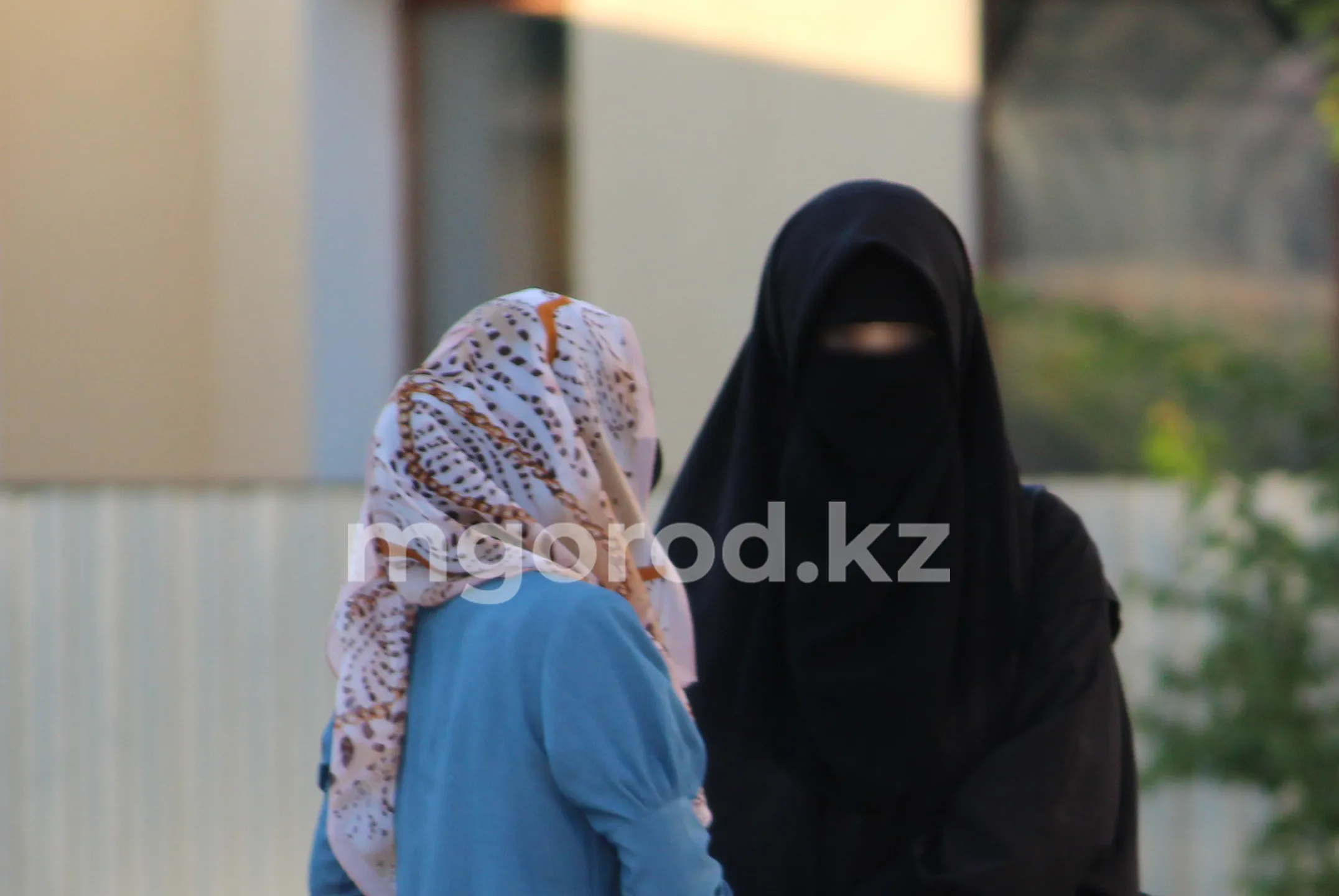 Токаев высказался о проявлениях религиозности в школах