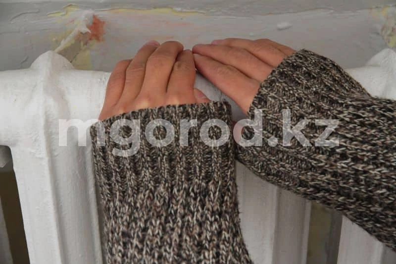 В дома алматинцев начали подавать тепло