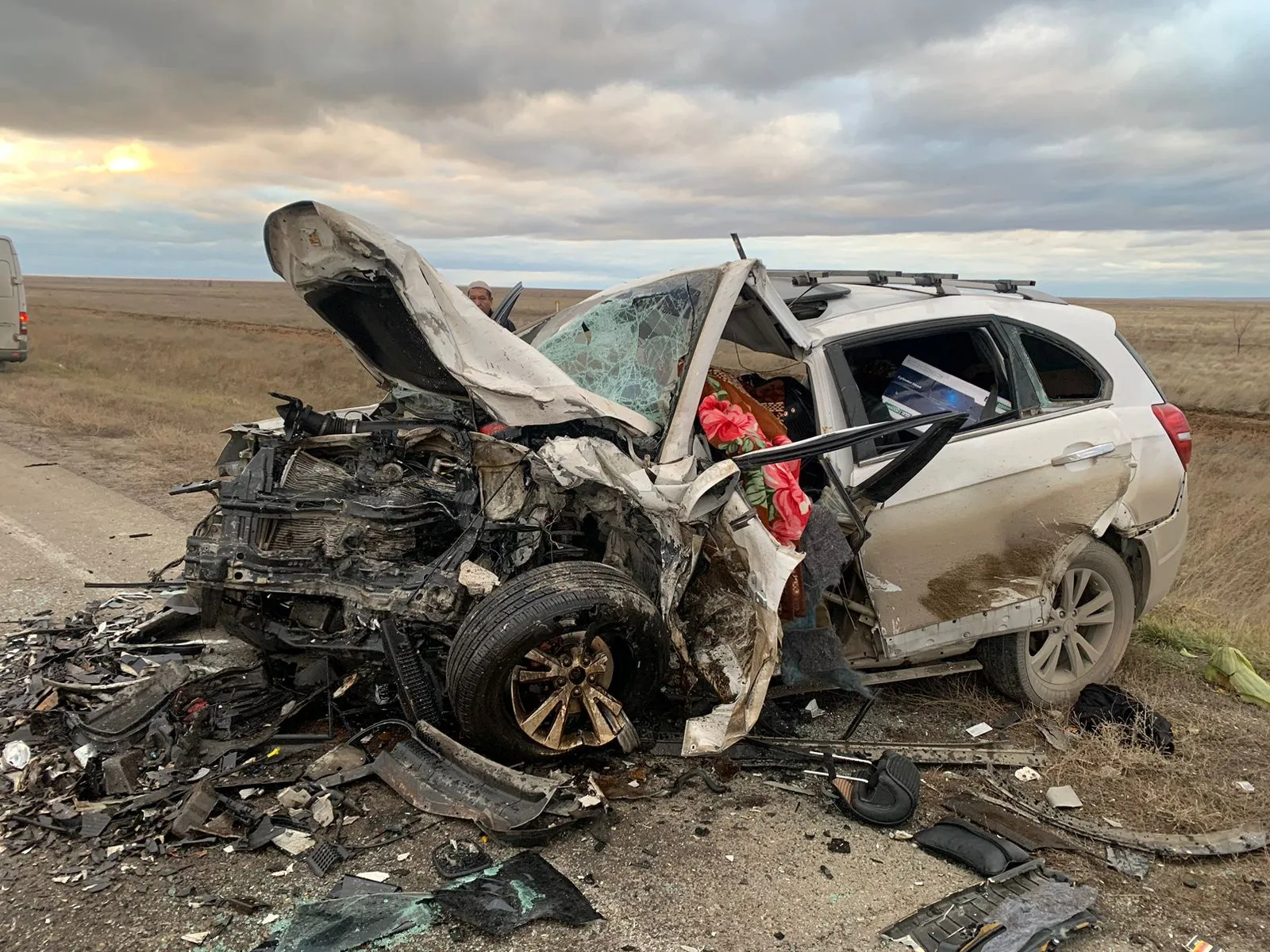 Трое иностранцев погибли в аварии на западе Казахстана