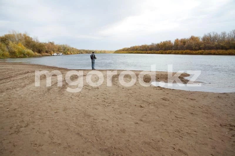 На берегу реки в ЗКО нашли тело пропавшего мужчины