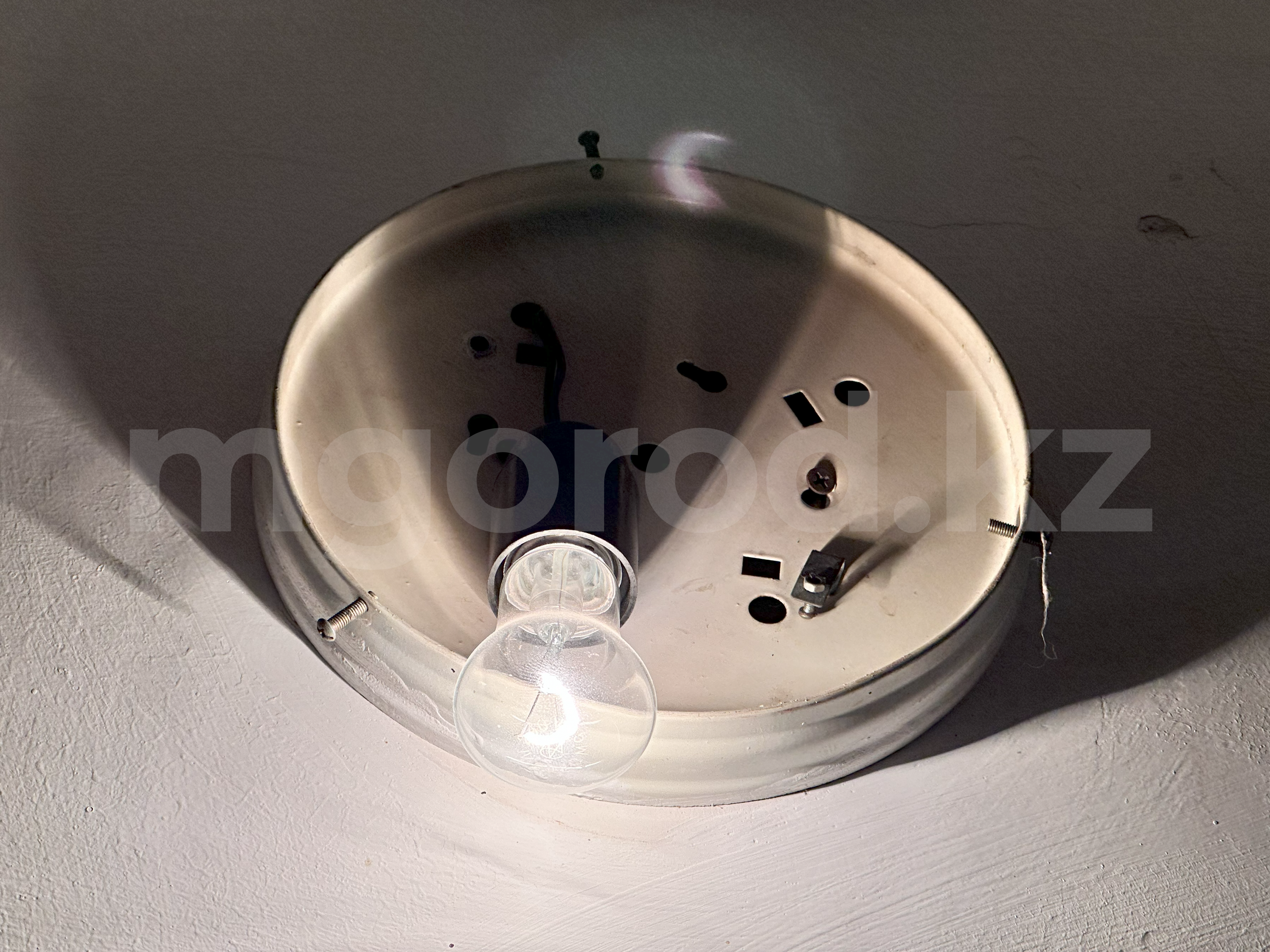 Трое суток без света и тепла сидят жители микрорайона в Уральске