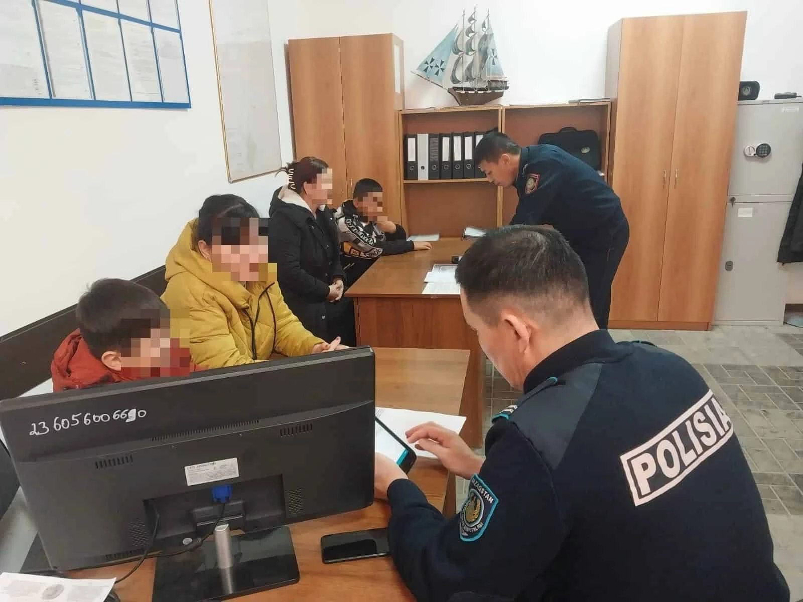 Вандалов, разбивших шахматные фигуры, задержали в Атырау