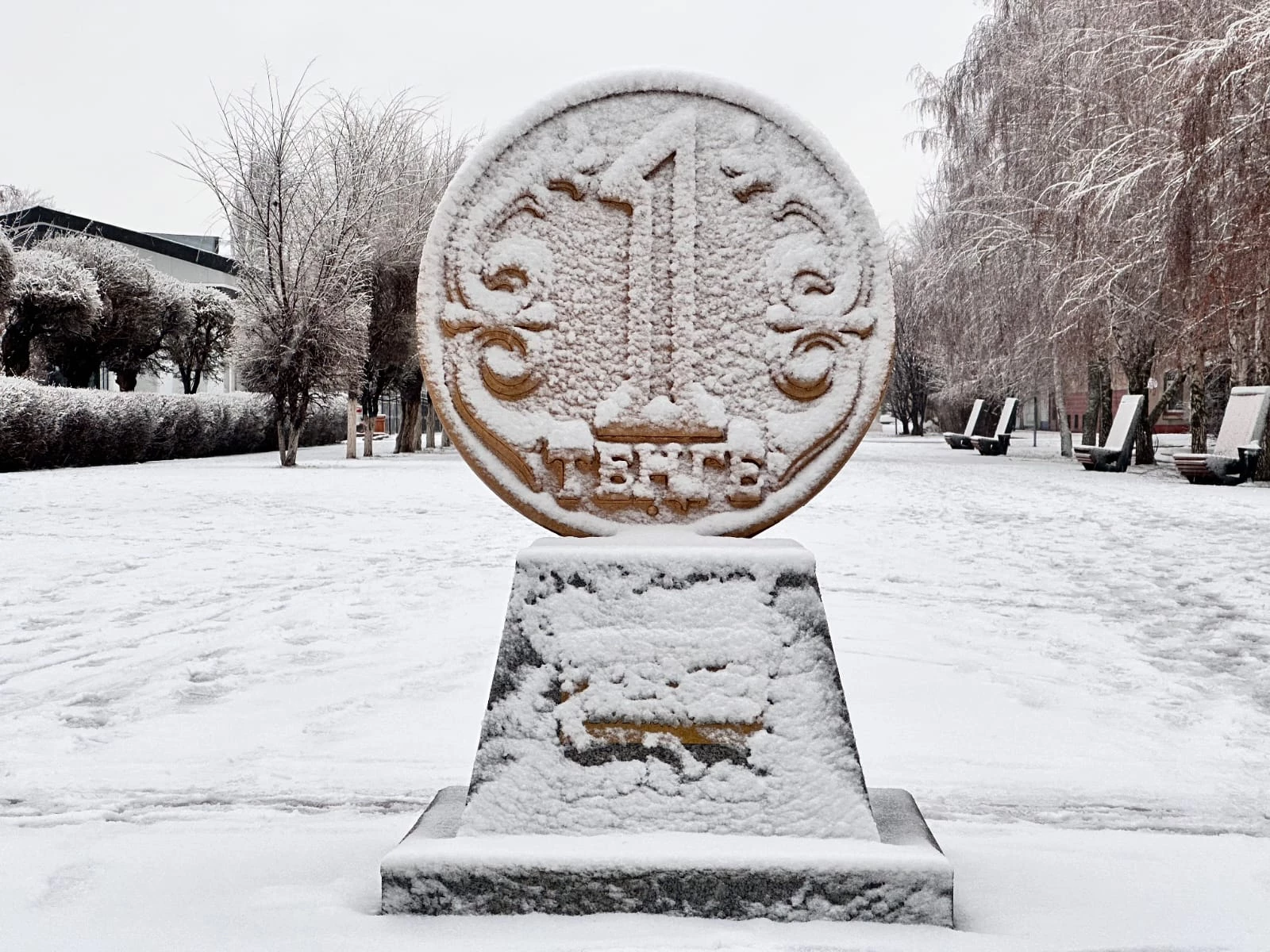 В ЗКО ожидается снег