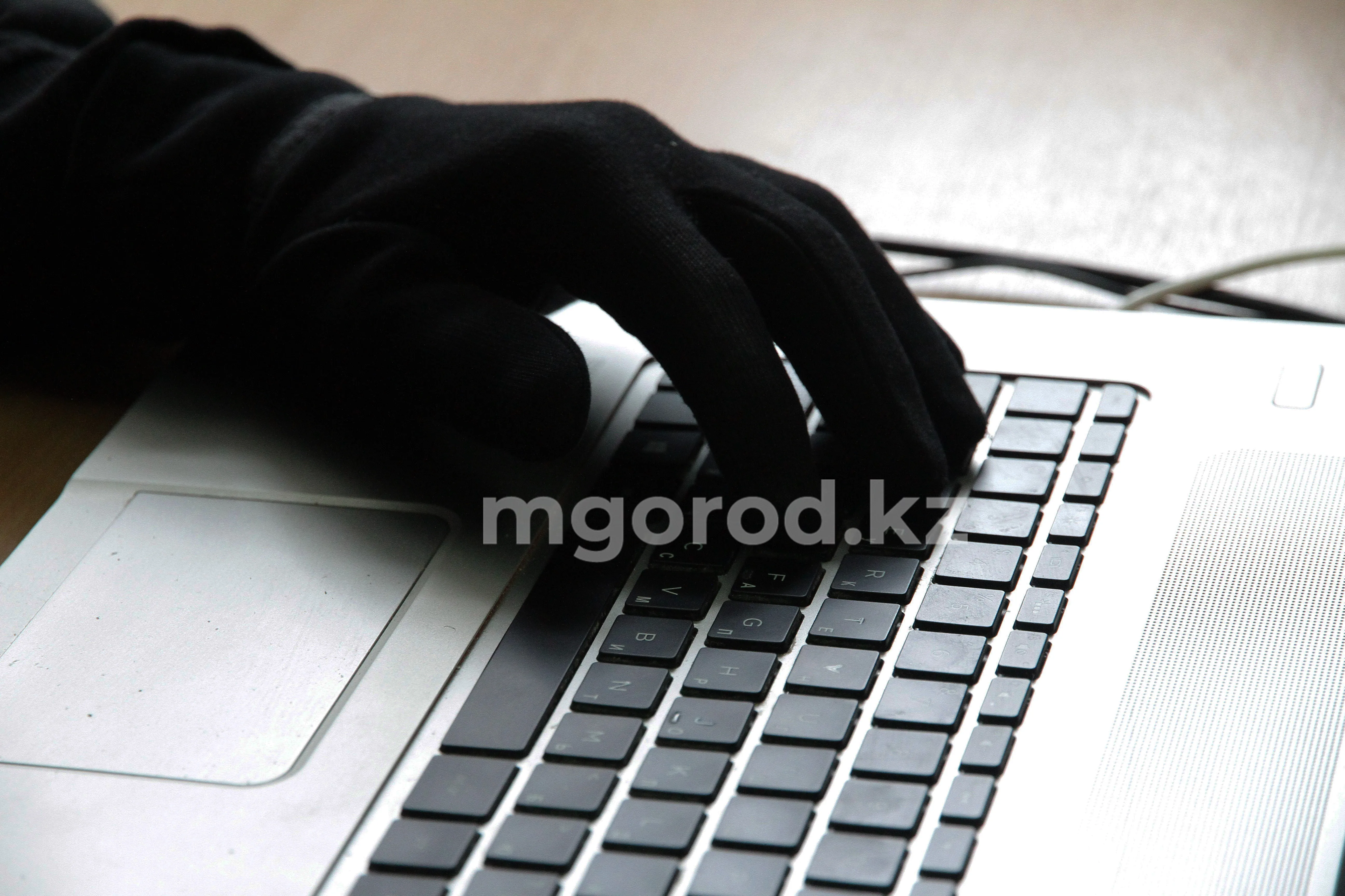 Десять эпизодов обмана: в ЗКО поймали серийного мошенника