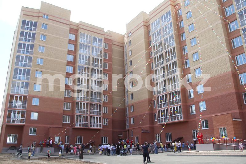 9,8 млрд тенге было выделено на строительство жилья в Уральске