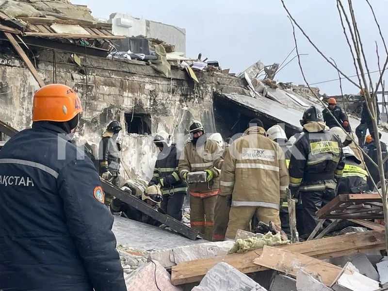 Аким ЗКО выразил соболезнования семьям погибших при пожаре в кафе Уральска
