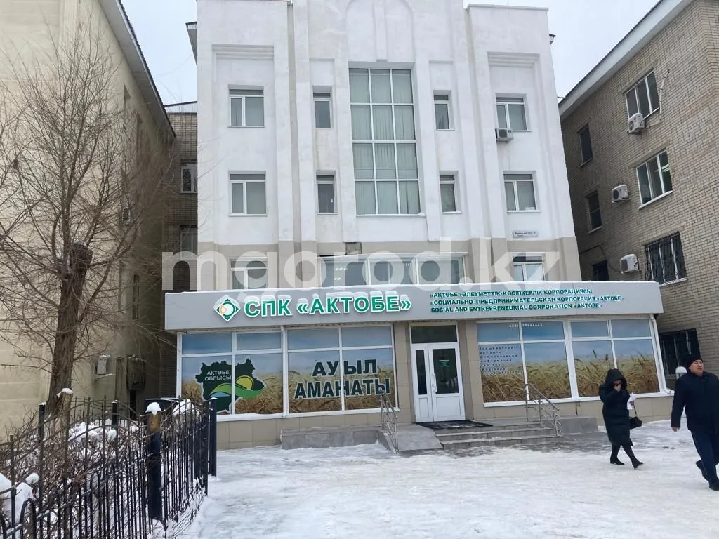 Акимат Актюбинской области прокомментировал нашумевшее видео с «передачей премии в конверте»