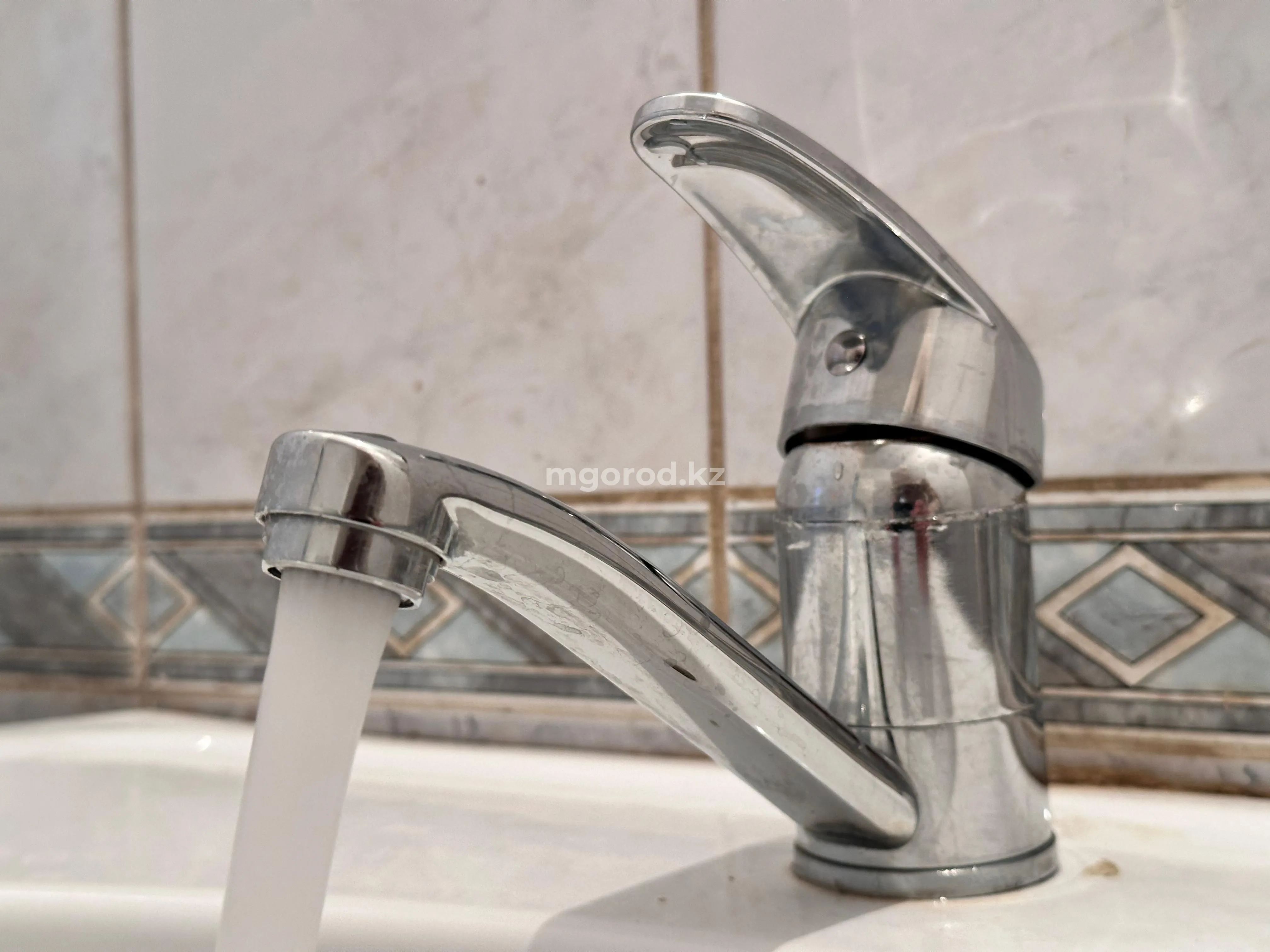 Можно более агрессивно повышать: министр о тарифе на воду в Казахстане