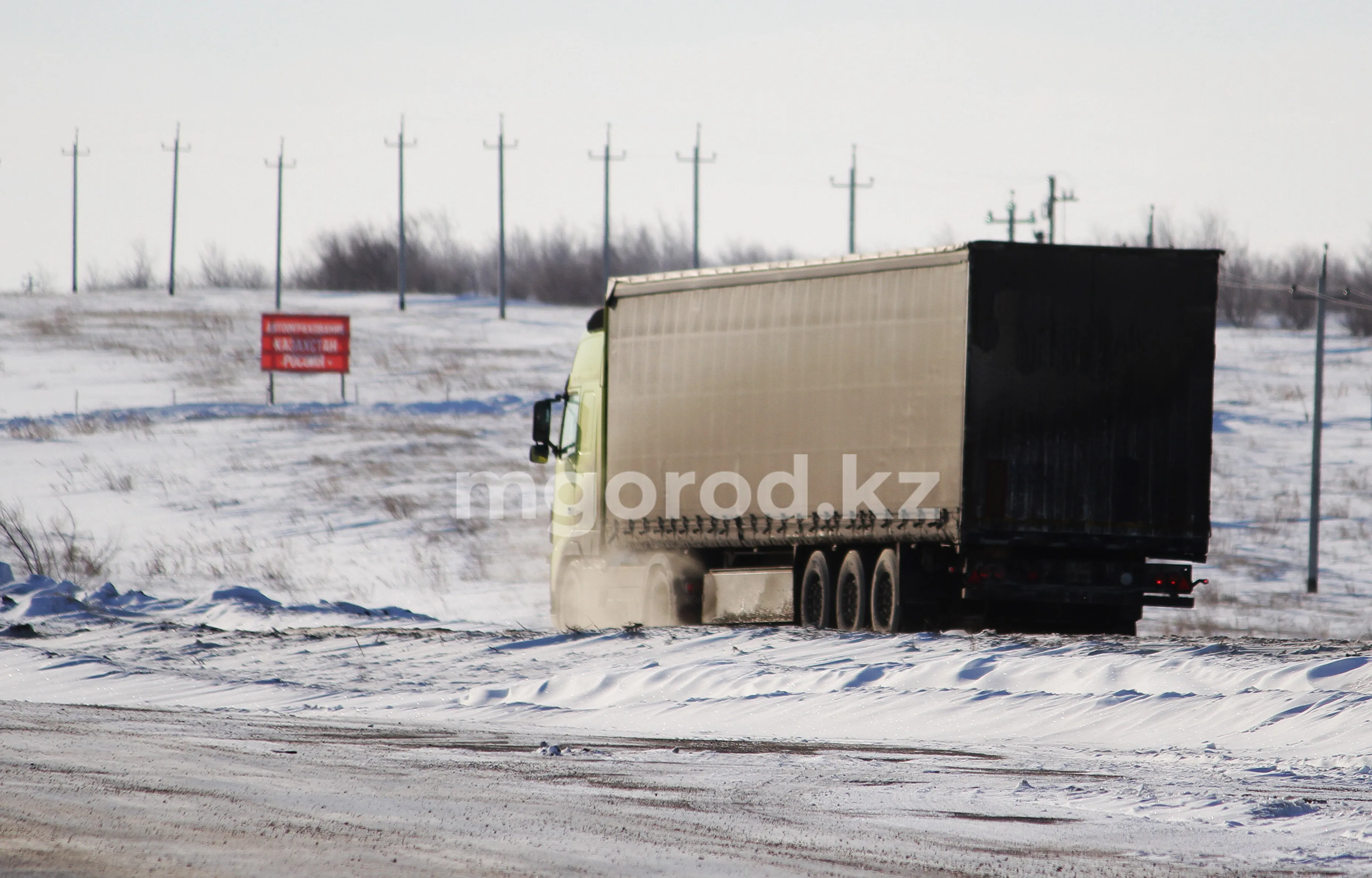Большегрузы с товарами из ЗКО задержали на Прибалтийских границах