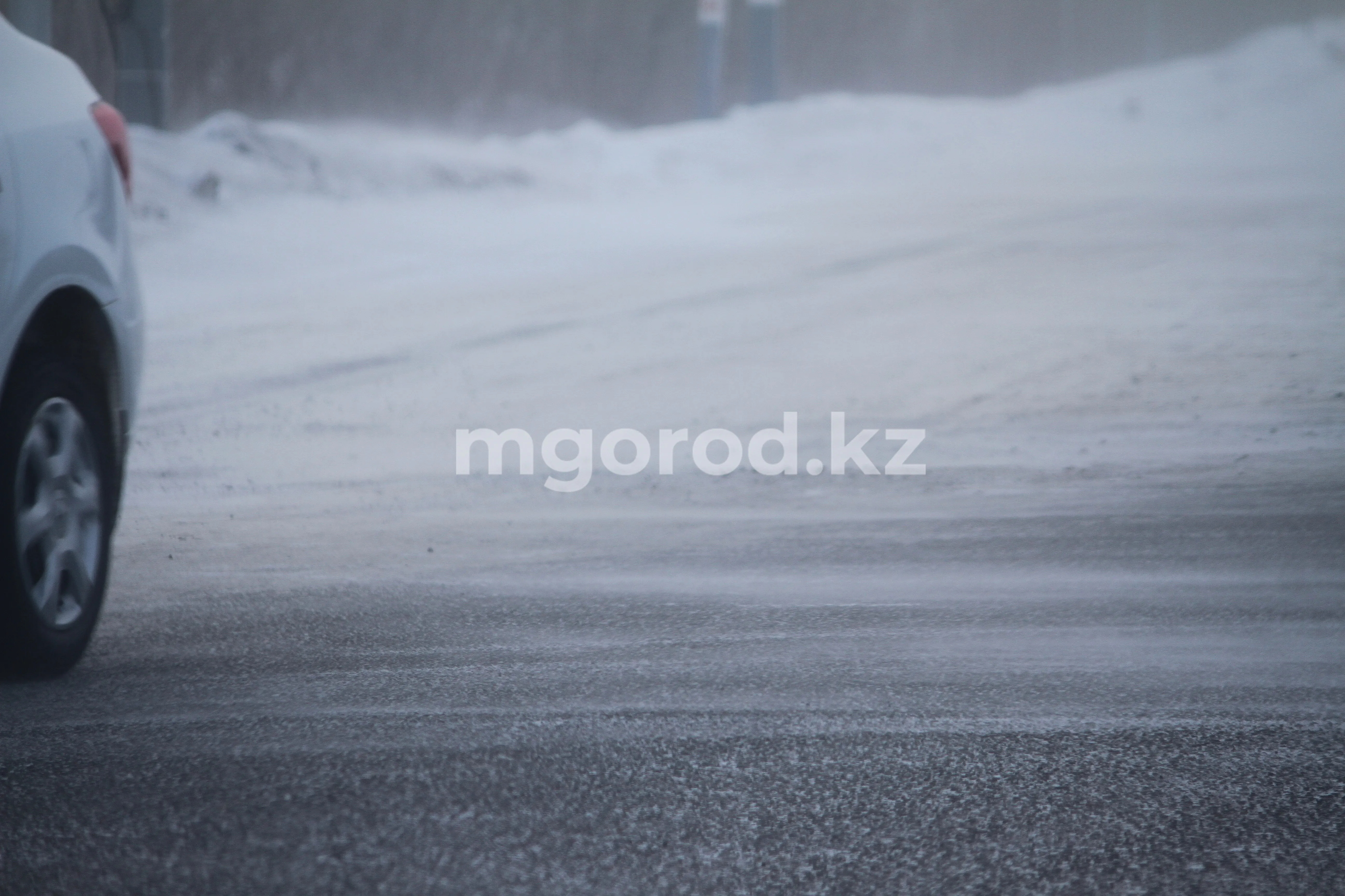 11 участков дорог закрыли в ЗКО