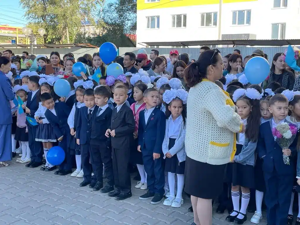 Более 8 тысяч школьников получили по 46 тысяч тенге в ЗКО