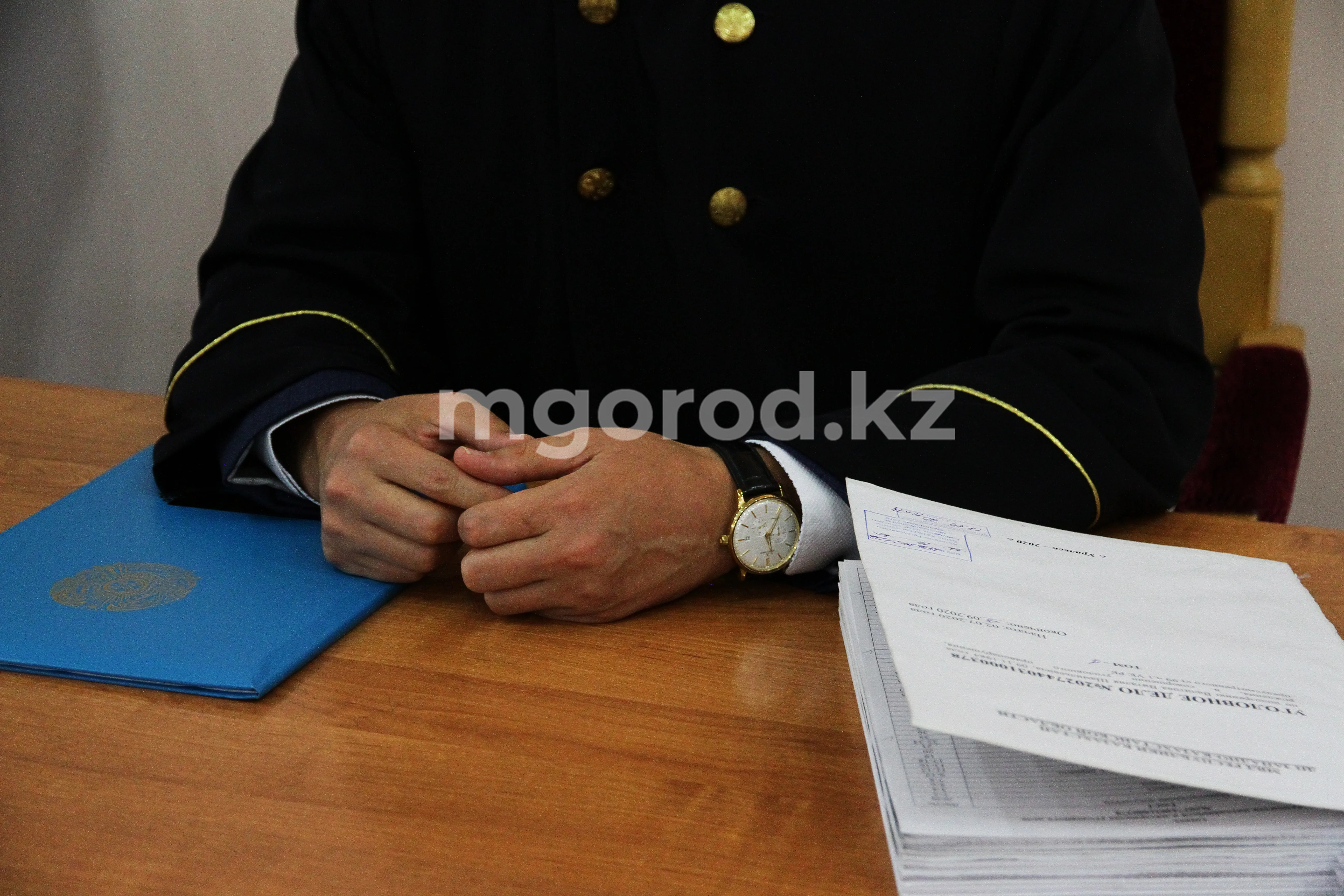 Жителя Атырау осудили за мат в адрес кассира кафе