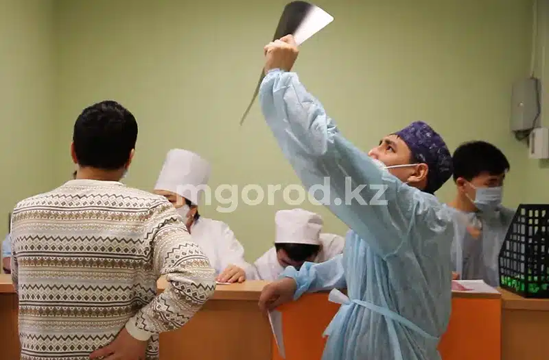 Переломы и ушибы: 74 человека за полдня обратились в травмпункты ЗКО