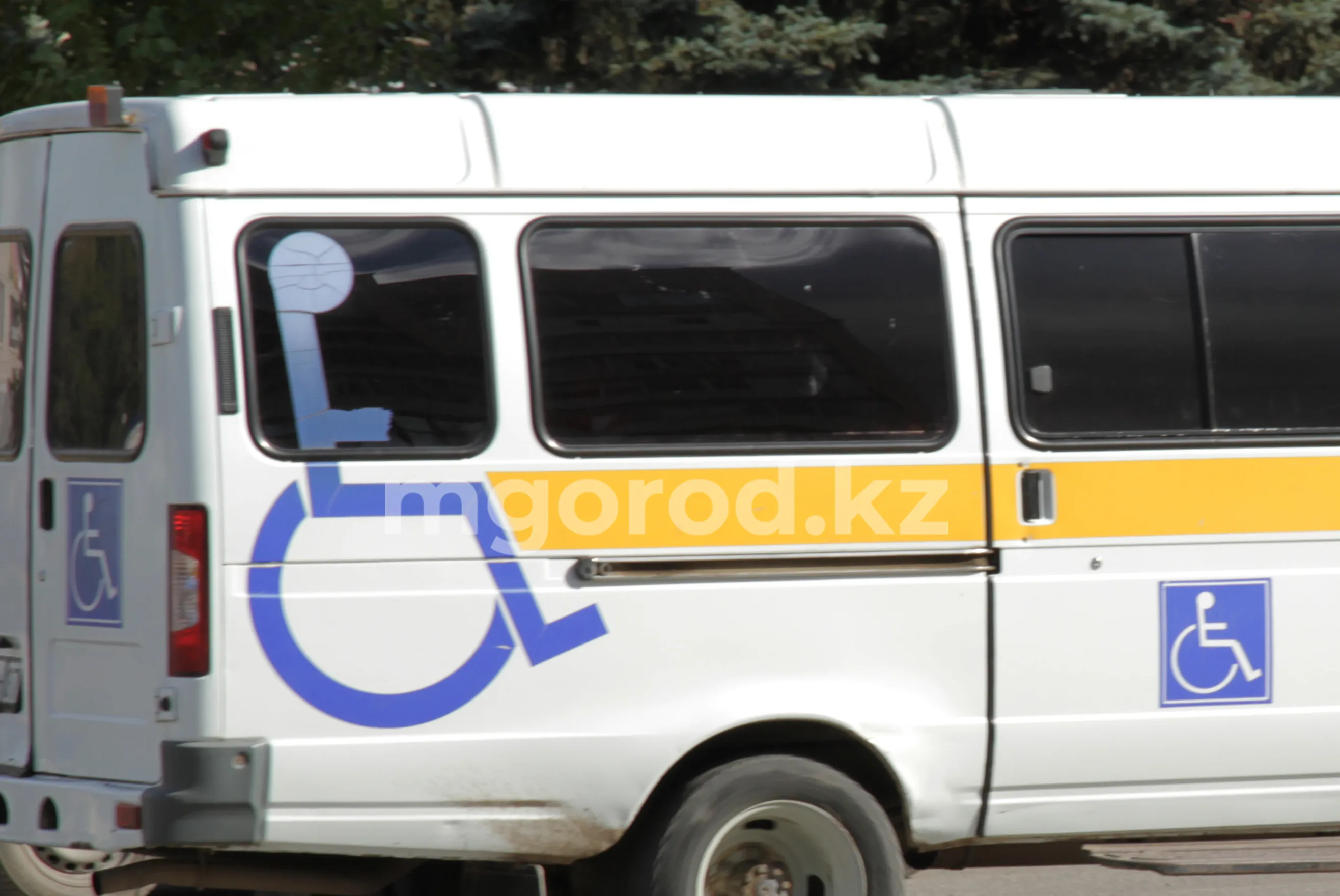 Растрату бюджетных денег выявили прокуроры ЗКО при организации инватакси