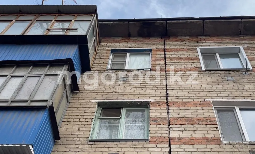 Женщину убил кирпич в Уральске: дело расследуют третий месяц