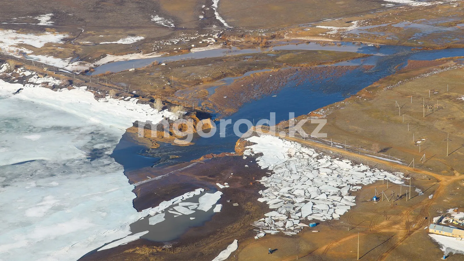 В Актюбинской области талые воды прорвали еще одну плотину