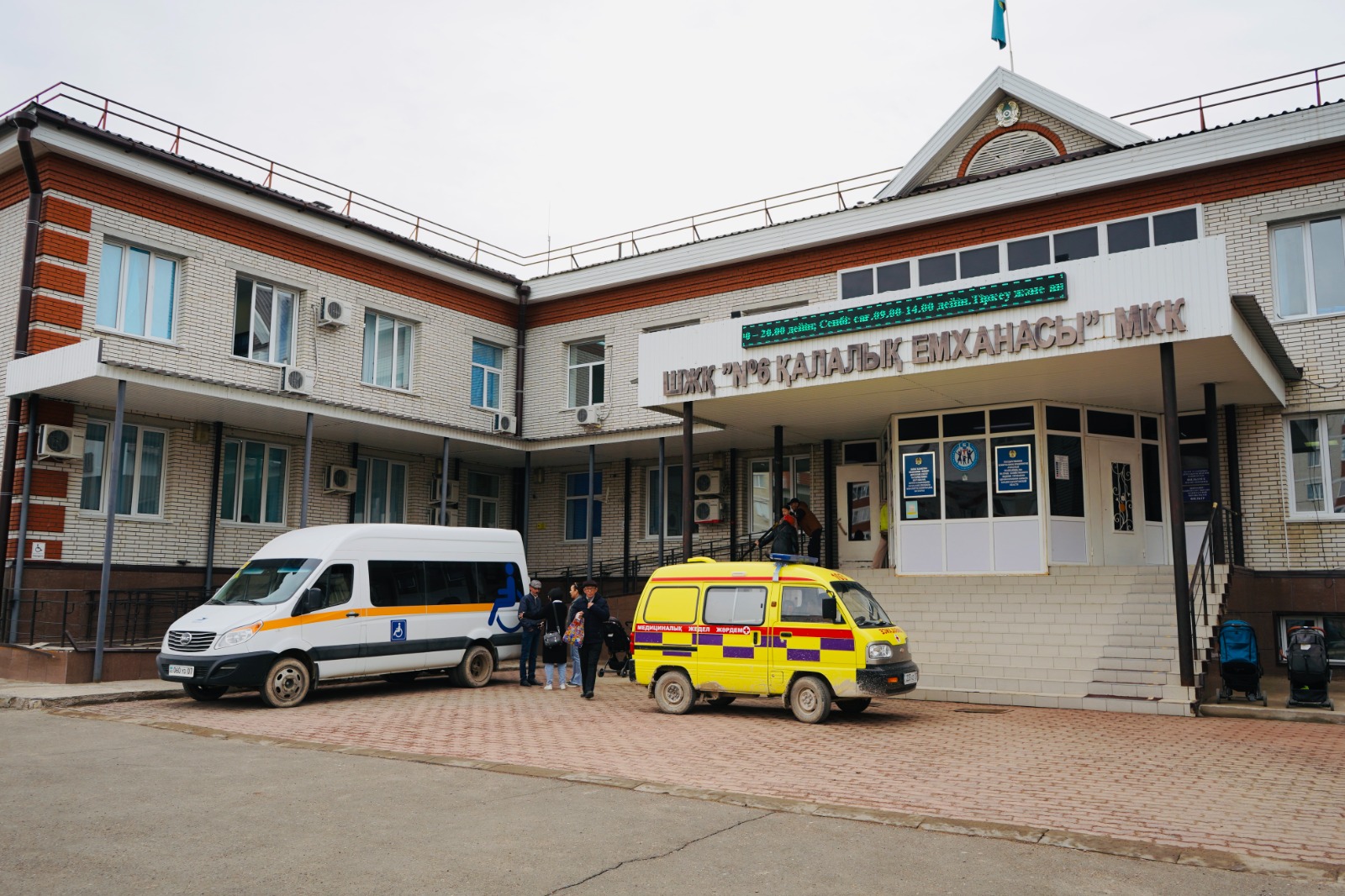 С заботой о каждом: в ОО «Белый парус» рассказали, как обслуживают людей с ограниченными возможностями