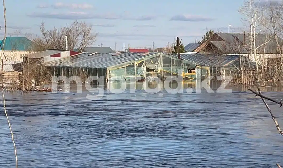 До 369 тысяч тенге увеличили размер выплат пострадавшим в паводках в ЗКО