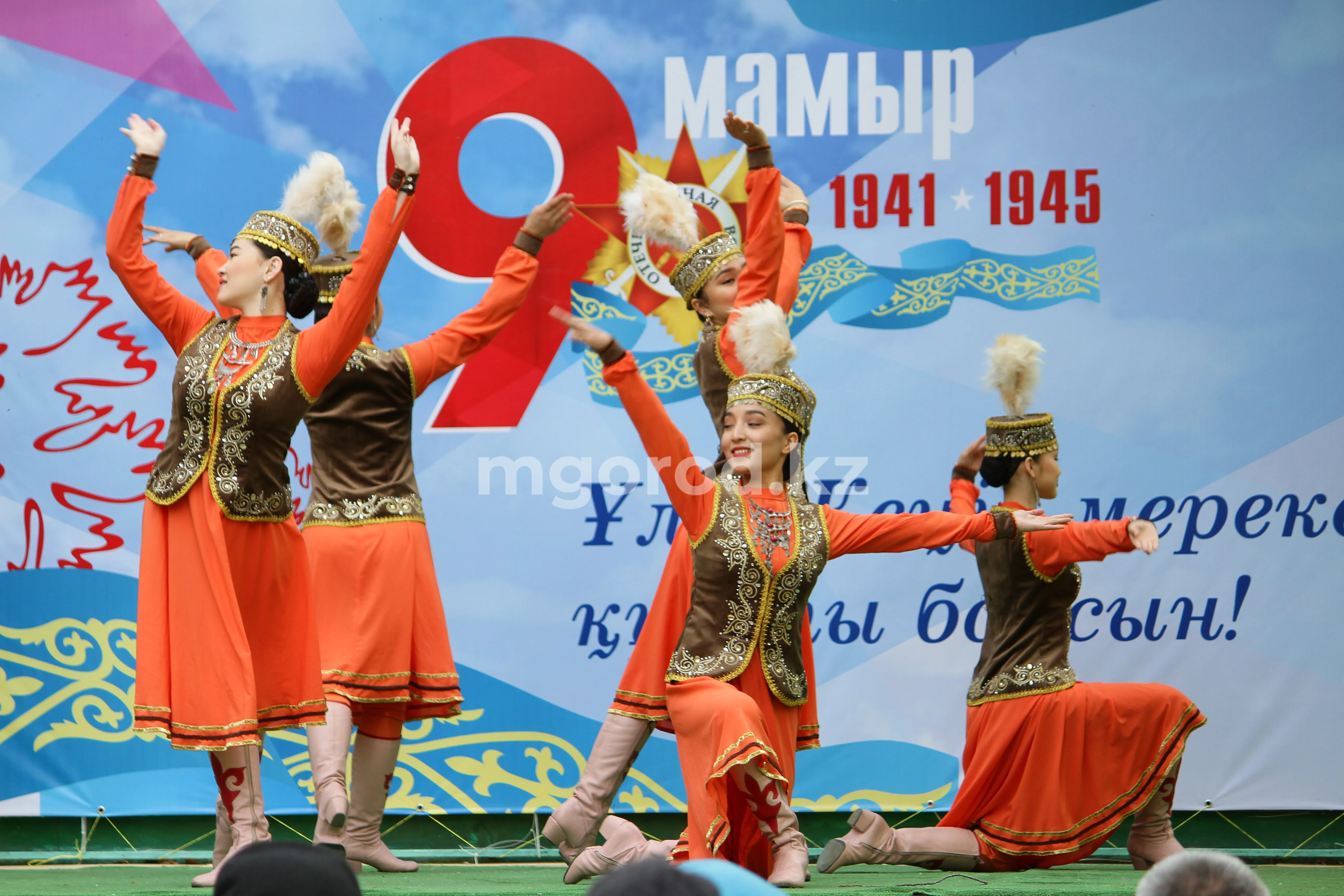 Концерты, забеги и спектакли: как отметят майские праздники в Уральске