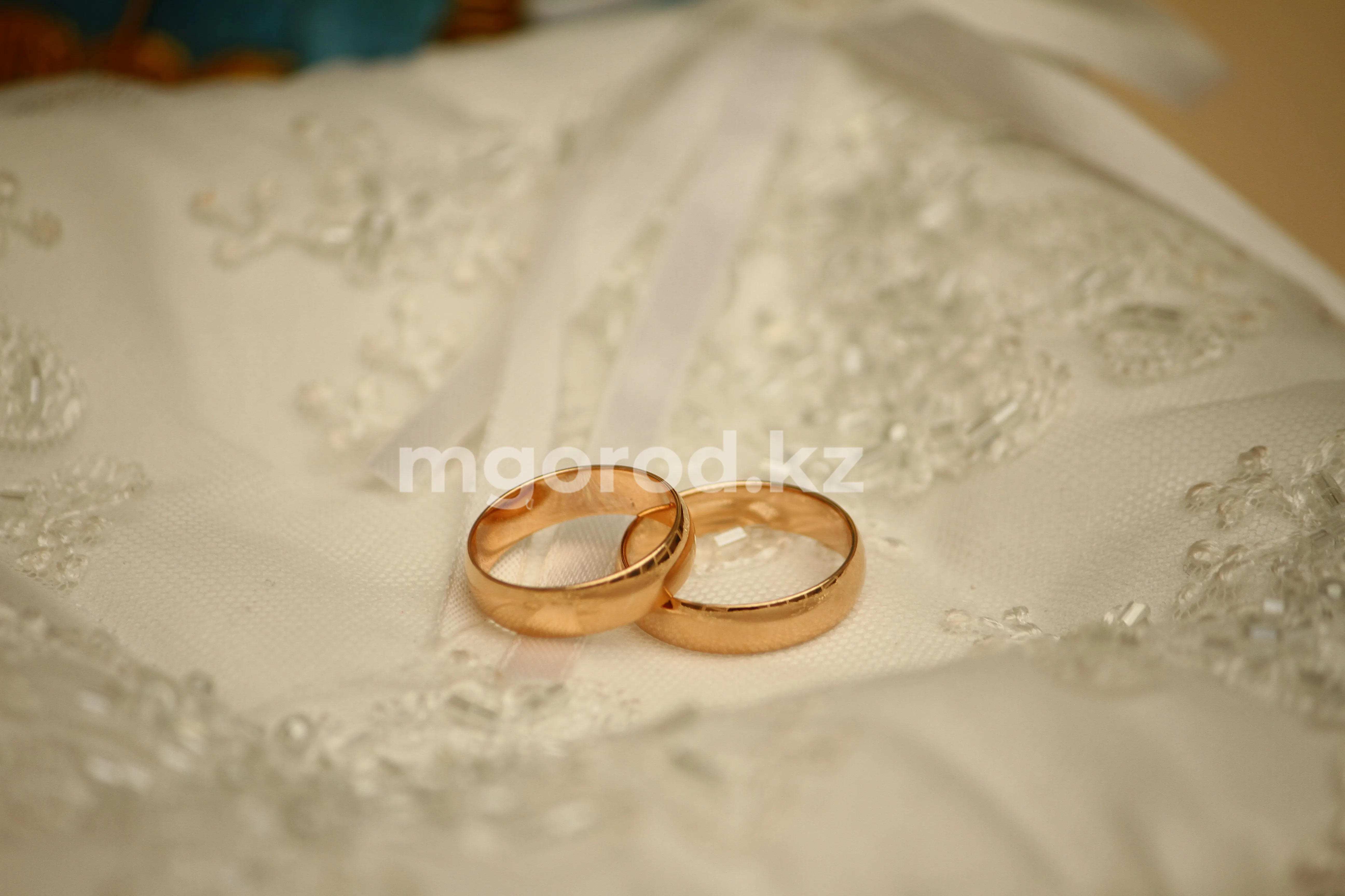 8,8 тысячи тысячи семей распались с начала года в Казахстане