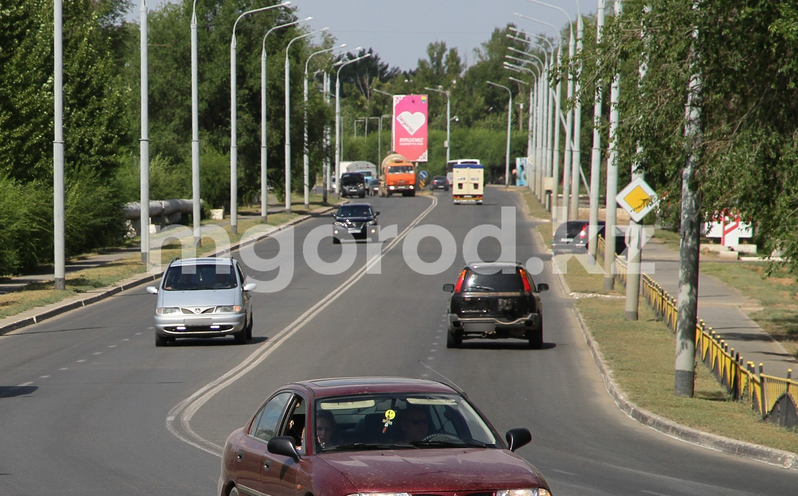 Автомобиль изъяли у должника по алиментам в ЗКО