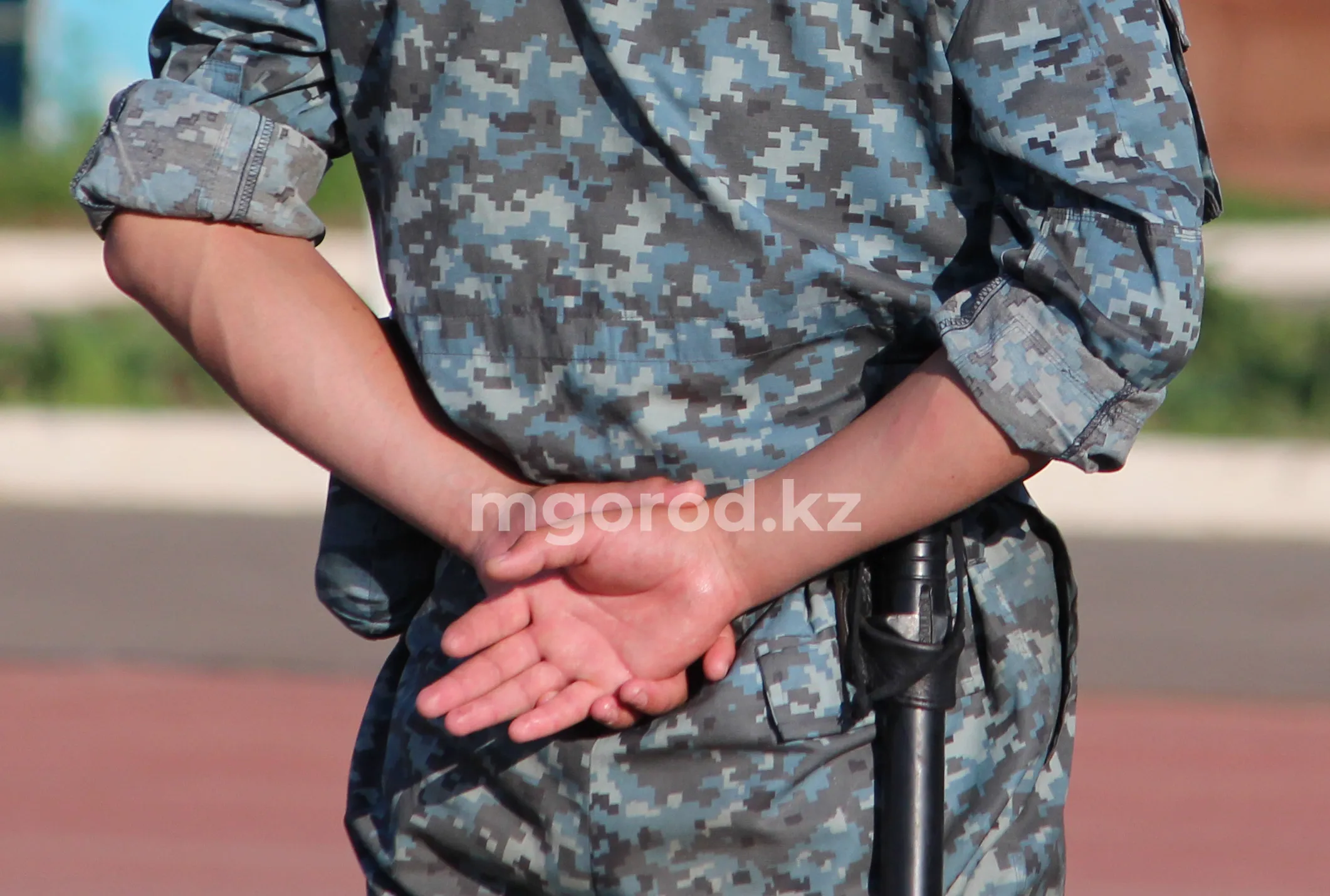 Казахстанцы требуют отменить обязательную воинскую службу