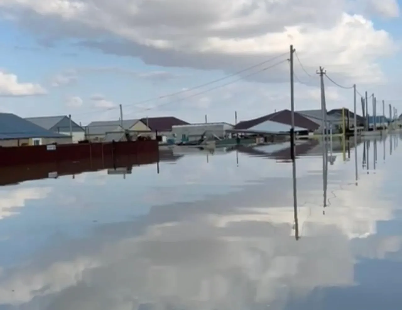 В Кульсары 1000 домов признали аварийными