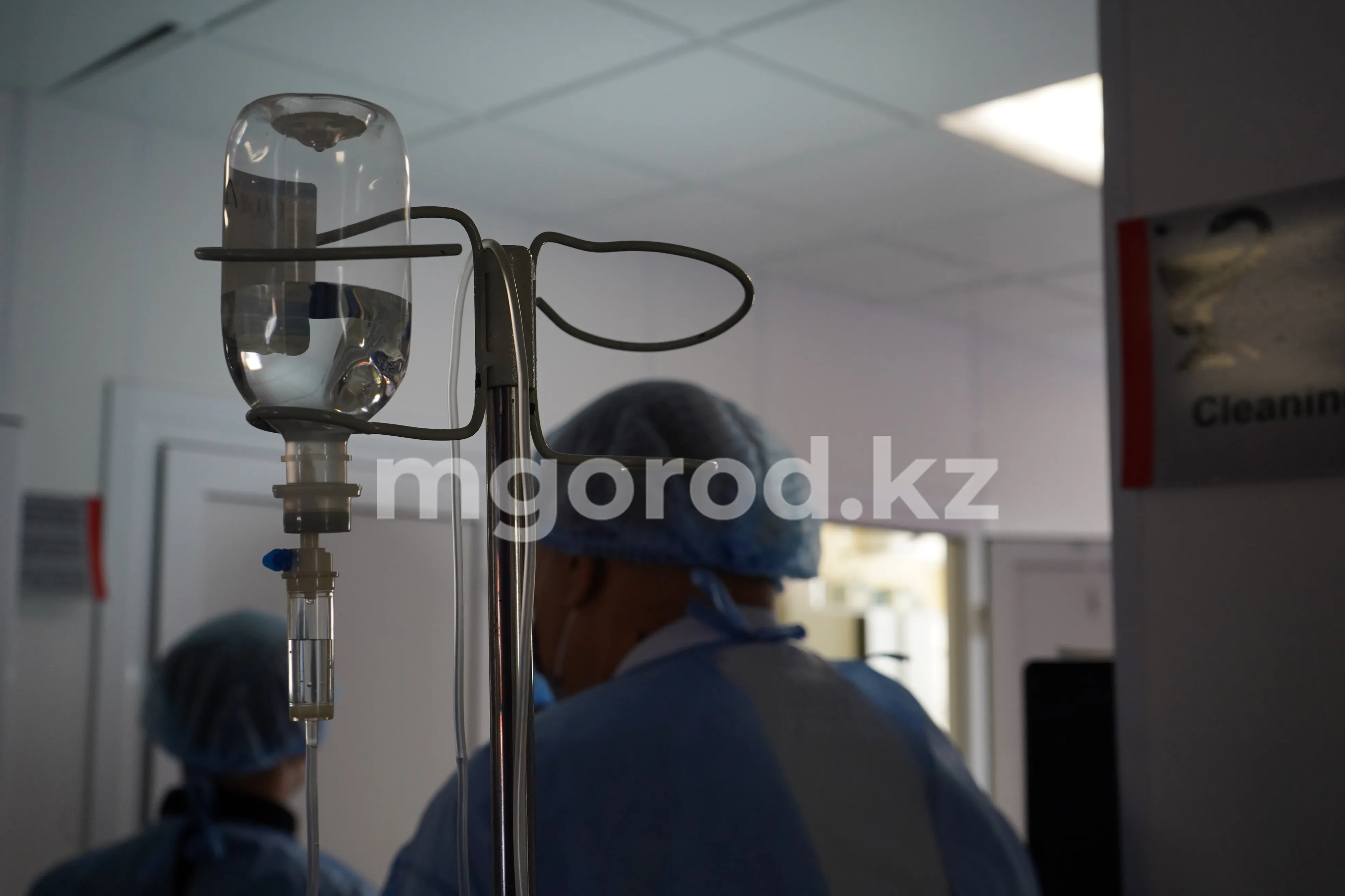 Девять уникальных операций провели в Уральске за два дня