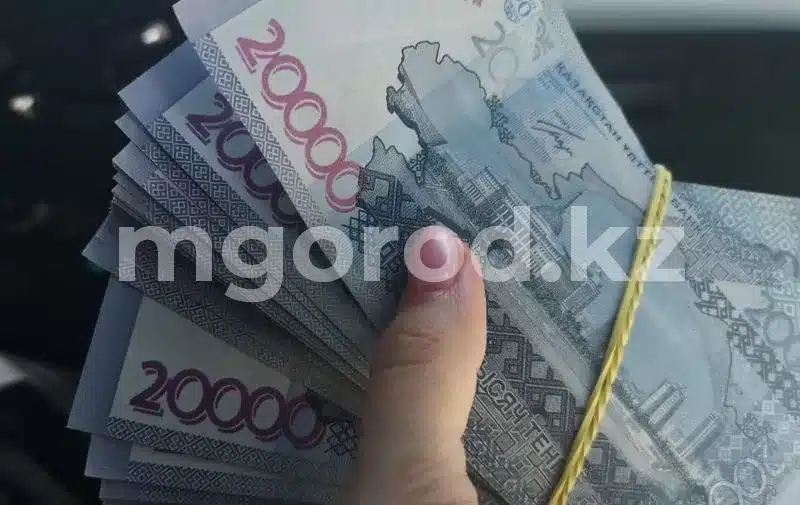 Директор школы через учителей присваивала бюджетные деньги в Актобе