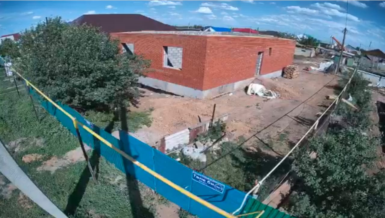 Пострадавшие от паводка жители ЗКО могут следить за строительством домов онлайн