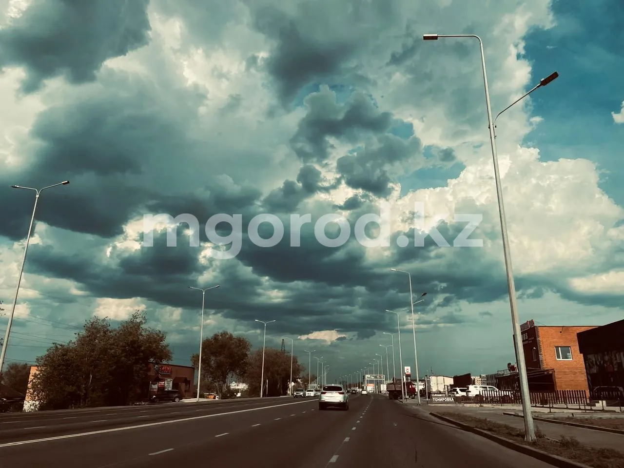 Грозу прогнозируют в ЗКО 9 июня