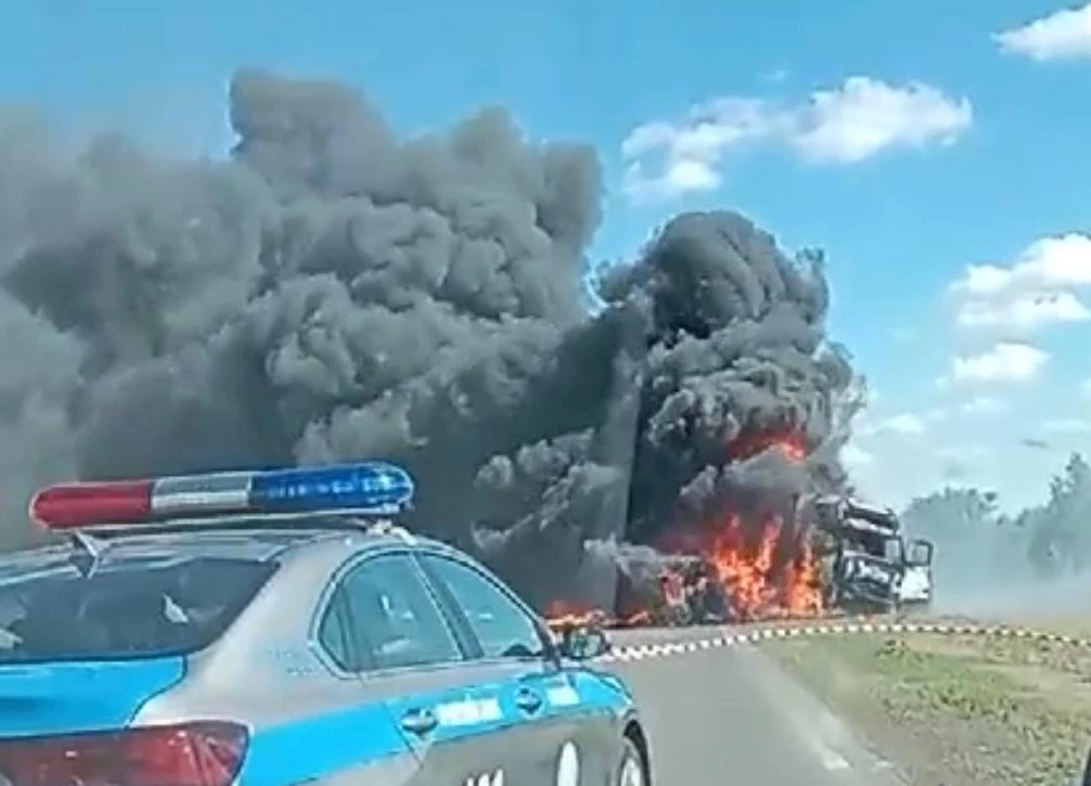 Три обгоревших трупа на трассе ЗКО: среди погибших был ребёнок