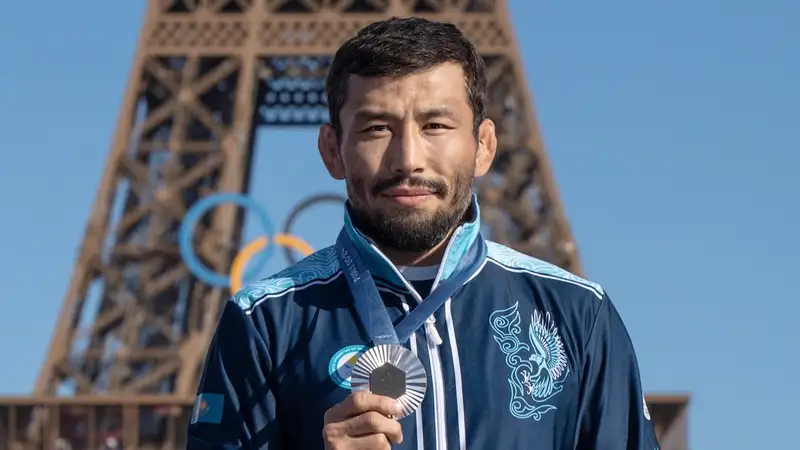 Казахстанский герой Олимпиады выступит на крупном турнире после долгого перерыва