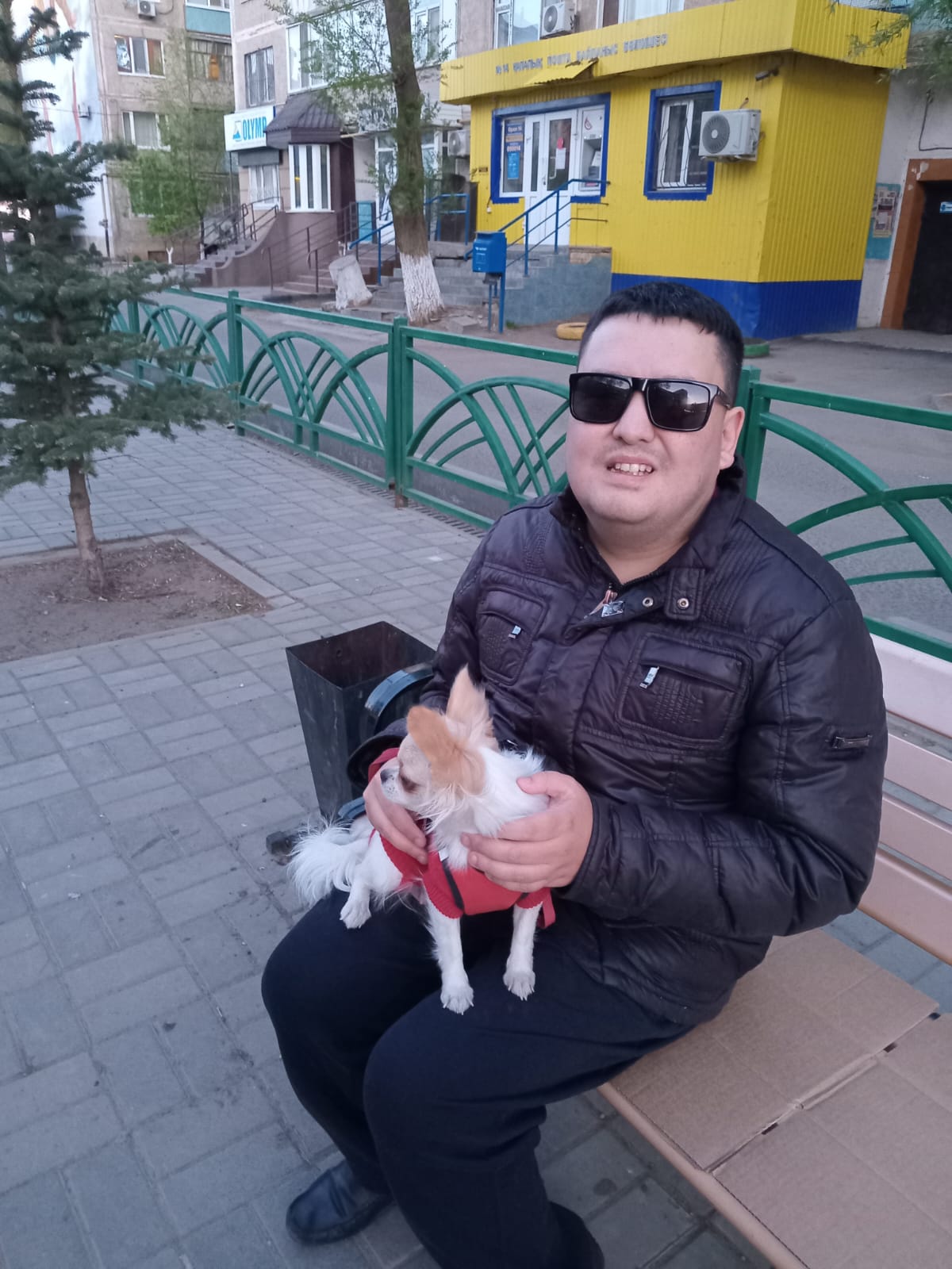 Жительница Уральска пожаловалась на полицейских: владелец собаки рассказал свою версию