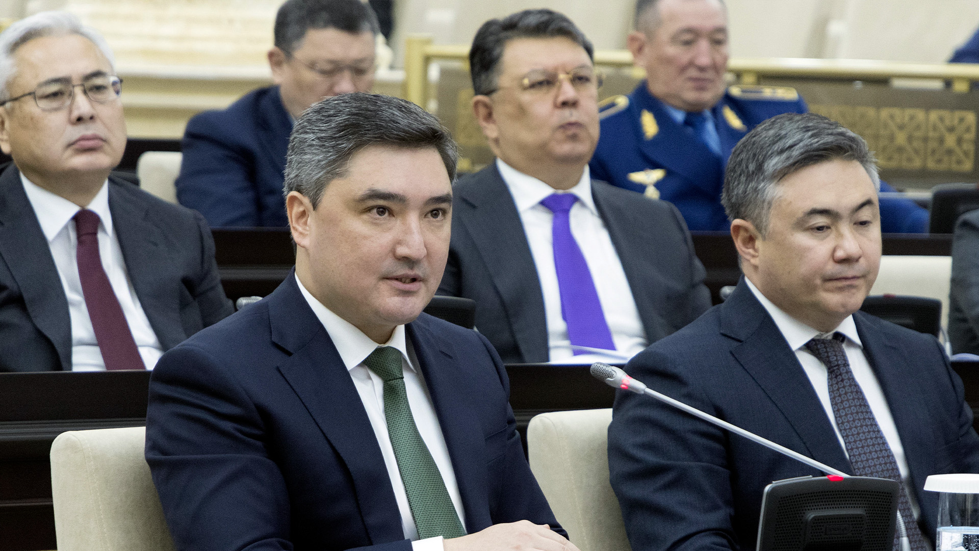 «Жұмыс істей алатын адамға ақша берілмейді!» – Бектенов