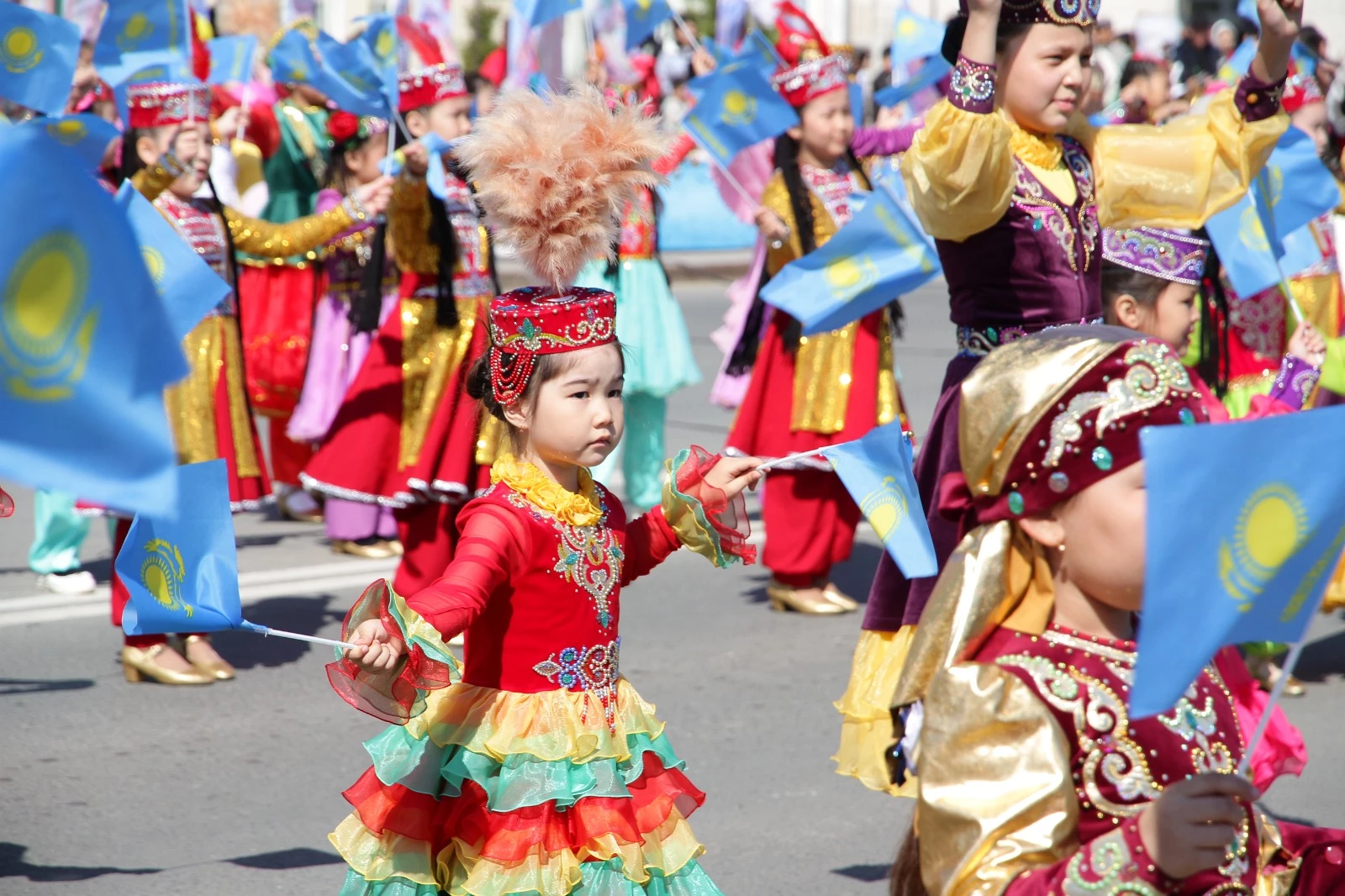 В марте казахстанцы отдохнут 14 дней