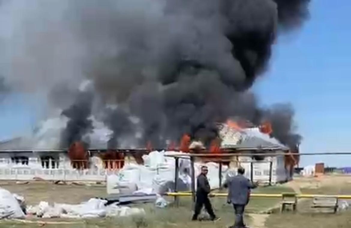 Өртке оранған Қараөзендегі мектеп-лицейінің интернатын жөндеу үшін 81 млн теңгеден астам қаржы бөлінген