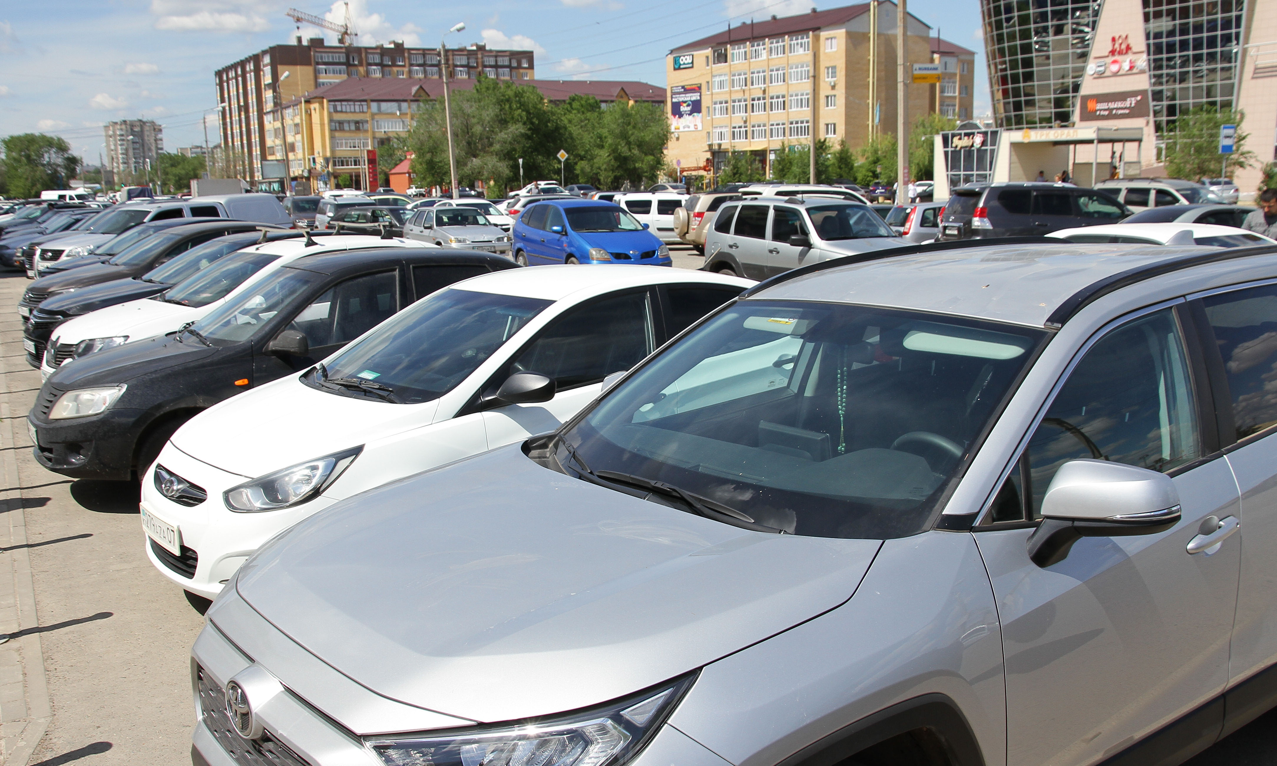 Как выбрать свой первый автомобиль — советы экспертов