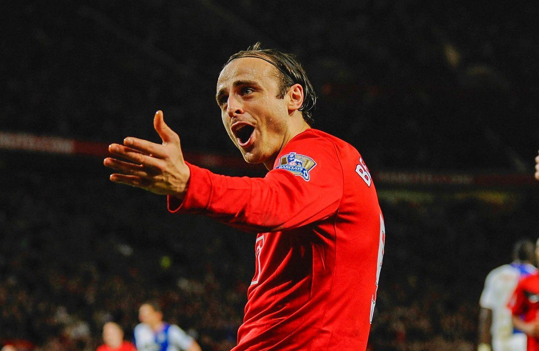 Экс-звезда «Манчестер Юнайтед» учит казахский язык